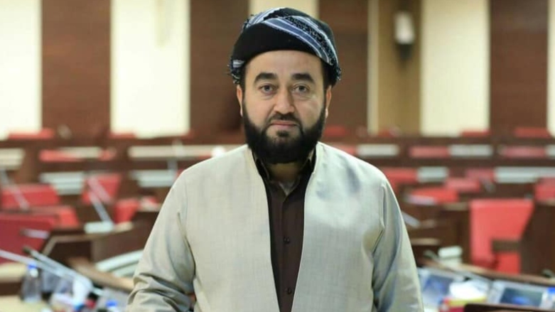 کۆمەڵى دادگەرى و پەرلەمانتار عوسمان عەلى کانى کوردەیى وەڵامى یەکتر دەدەنەوە